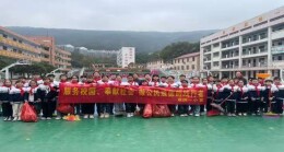 三月春风拂校园   雷锋精神暖人心