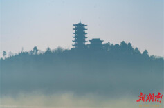 永州冷水滩：晨雾缭绕 水墨丹青