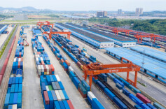 1至2月中欧班列累计发送货物31.7万标箱 同比增长10%