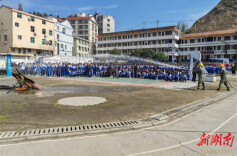 辰溪县黄溪口镇组织开展消防演练暨消防安全知识进校园活动