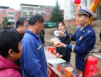 新田:开展“3·15”国际消费者权益日消防宣传活动