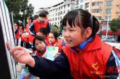 永州冷水滩：爱水节水护水 “河小青”集聚湘江河畔