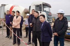 邱虹来云溪区现场调度乙烯项目