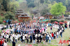 长征精神永传承 民族团结兴乡村