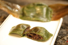 江华：艾叶粑粑 香甜诱人 满口清香