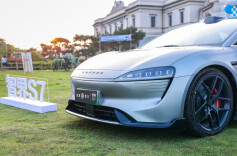 焕新升级，智界S7在湖南开启批量交付