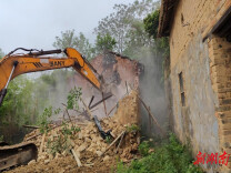 道县万家庄街道华岩村：人居环境再整治 和美乡村焕新颜