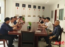 辰溪县司法局开展“法律伴我行，法治进小区”活动