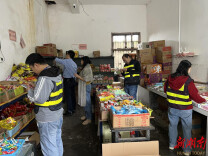 道县乐福堂镇：多部门联合行动 整治校园周边环境