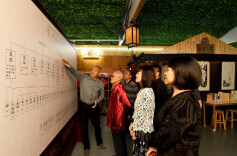 齐白石二代传人方禹门受邀到湘潭交流学习齐派文化