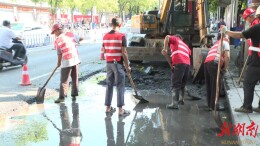 道县：日夜抢修破损路面，保障市民安全出行