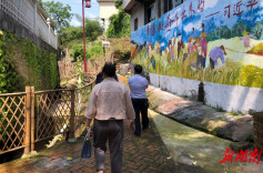 观摩学习取经验 凝心聚力促提升-谭家场乡高坪村开展人居环境整治参观交流活动