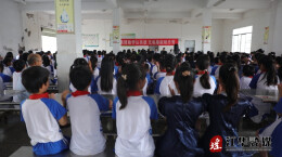 “校友回湘、湘商回归”慈善捐赠活动举行