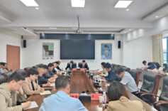 蒋春艳召开岳阳绿色化工高新区干部见面会