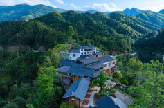 虎形山瑶族乡：云上花瑶文旅正茂 雪峰东麓乐业如诗