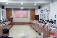 湖南工程学院举行卓越计划企业高峰论坛暨 招聘双选会