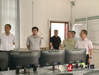 永州市考试院副院长一行到江华一中检查高考考前准备工作