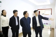 省政协副主席赖明勇一行调研省茶业集团