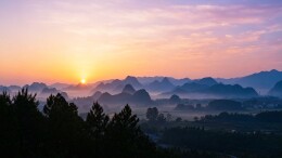 群峰朝旭