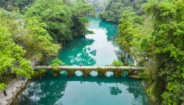 贵南高铁全线通车  350码时速邂逅地球“绿宝石”荔波