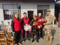 “烈士为国尽忠，我代烈士尽孝”----开展关爱烈士父母活动