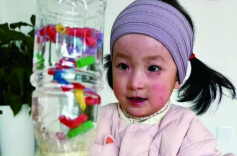 “蝴蝶宝贝”晨晨：背着小书包开始集体生活