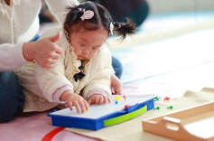 托育“糟心事”，要么贵要么远