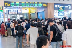 节后机票“跳水”，飞丽江只需200元！“银发族”扎堆错峰出游