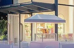 面包掉地上仍售卖引争议！好利来致歉：已将该批次产品全部销毁