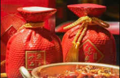 白酒股大涨，湘股酒鬼酒涨停｜湘股观察