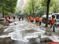 “马”上迎新春！长沙万余环卫人全城清扫丨过年啦
