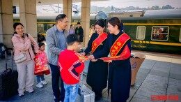  “马”上到家，400余名桃江籍务工人员返乡专列抵达益阳｜2026春运进行时