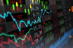 A股马年迎“开门红”、三大指数高开，三只湘股涨停