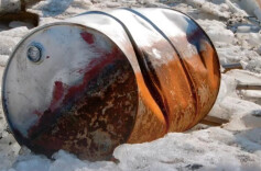 A股60余股涨停，油气开采板块爆发