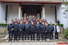 中国女篮备战间隙集体“充电”，参观长沙橘子洲与岳麓书院