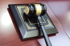 男子失联近一年后现身，未婚妻拒领结婚证被起诉索要27万余