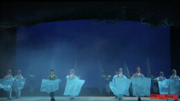 “这是硬功夫！”湘昆版全本《雷峰塔》惊艳长沙，湖湘声韵重塑敢爱敢恨白娘子