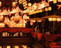 古风演绎市集热度攀升，体验经济激活新消费