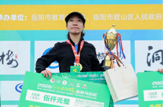 学跑步本为产后减脂，一不小心拿了半马冠军