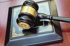 以2%月利率吸引老人投资，业务员非法吸存百余万元获刑