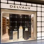 知名小众奢侈品牌再关2店，网友晒40万元消费记录：当初太冲动