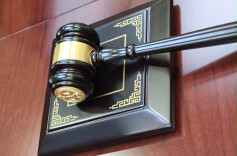 新婚男子为女主播打赏87万余元，妻子起诉要求全额返还被法院驳回