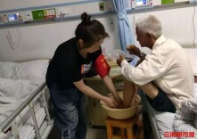 一碗热腾腾的米粉，串起十余年的温柔坚守｜26℃