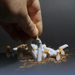 英国审议通过终身禁烟法案，永久禁止2008年后出生者购烟