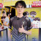 PEL选手Loongskr：初遇长沙，小龙虾与臭豆腐承包惊喜