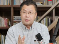 别光盯着金耳环！别寒了抗洪者的心