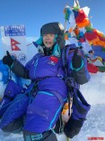 登顶珠峰28小时后，她又登顶了洛子峰！40岁湘妹子把两座雪山当生日礼物
