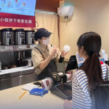 夏日经济升温，茶饮品牌打响“荔枝争夺战”|消费新观察