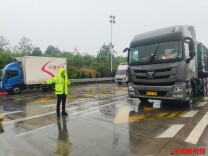暴雨大风来袭，长沙高速防汛保通，部分路段临时交通管制