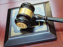 197万元恋爱诈骗案追踪：闺蜜帮造假证据、收钱终获刑